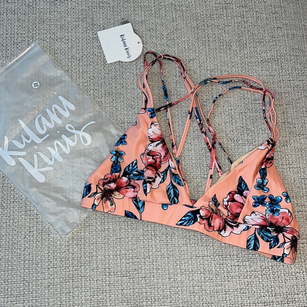 NWT Kulani Kinis Bikini Top- Size XXL